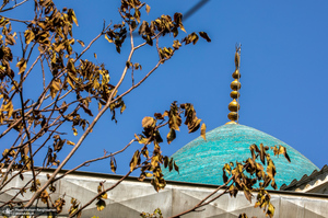 سر قبر آقا؛ گنبدی فیروزه ای در دل تهران قدیم