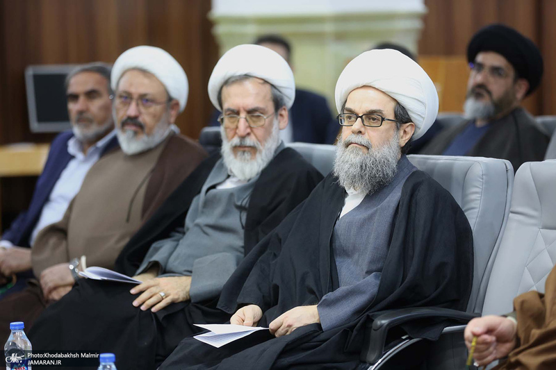 نشست نقد و بررسی کتاب نسی و کبیسه به همراه رونمایی از کتاب فقه و نجوم