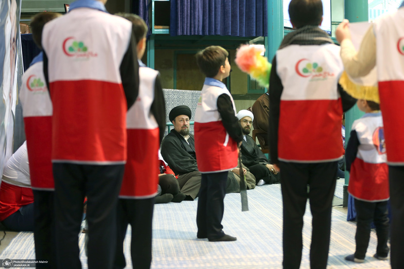 تجدیدمیثاق اعضای سازمان جوانان جمعیت هلال احمر با آرمان‌های امام خمینی(س)؛