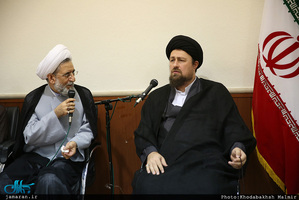 دیدار جمعی از روحانیون  با سید حسن خمینی 