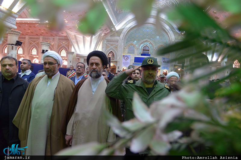 تجدید میثاق اصناف، نهادها، سازمان ها و اقشار مختلف مردم با آرمان های امام خمینی(س)