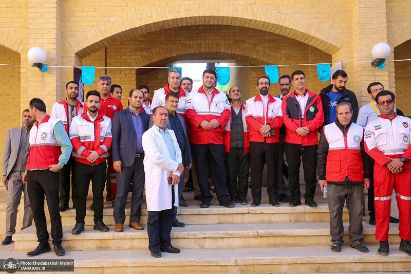 بازدید رئیس جمعیت هلال‌احمر  از بیت تاریخی حضرت امام در خمین