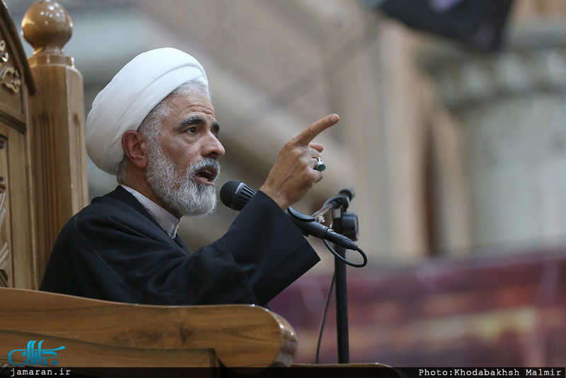 مراسم عزاداری شب تاسوعای حسینی در حرم مطهر امام خمینی (س)