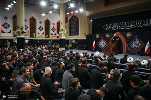 اولین شب مراسم عزاداری عزاداری حضرت اباعبدالله الحسین (ع) در حسینیه امام خمینی