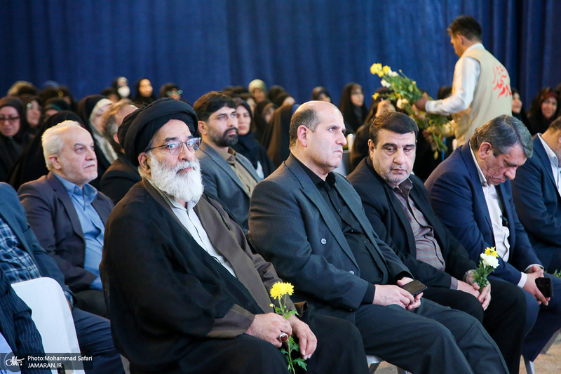 مراسم مهمانی لاله ها در بهشت زهرا (س) تهران