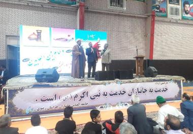 تداوم راه شهدا به خدمت خالصانه است