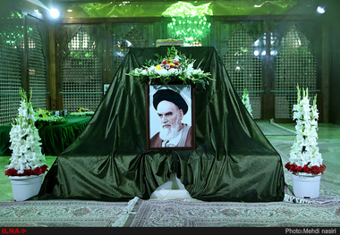 گرامیداشت یاد وخاطر ه امام راحل در شهرهای ایران