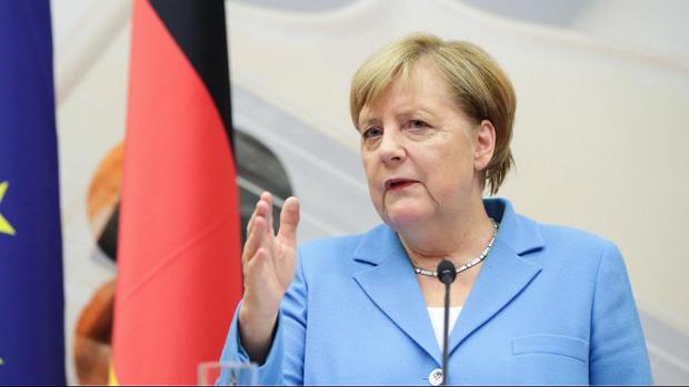 اعتراف صدراعظم آلمان در مورد ضعف اروپا برای مقابله با تحریم‌های آمریکا علیه ایران