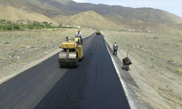 شاخص راهی آسفالت روستایی در سبزوار 11 پله صعود کرد