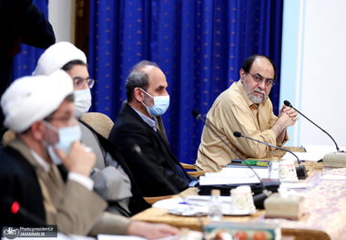 رحیم پور ازغدی: جز ایران هیچ حکومتی در جهان اصل موجودیت خود را با رای مردم به دست نیاورده است