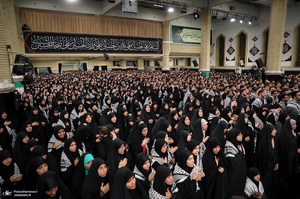 عزاداری هیئت‌های دانشجویی به مناسبت اربعین در حسینیه امام خمینی