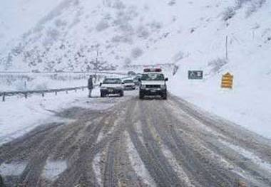 جاده ها برفی و لغزنده