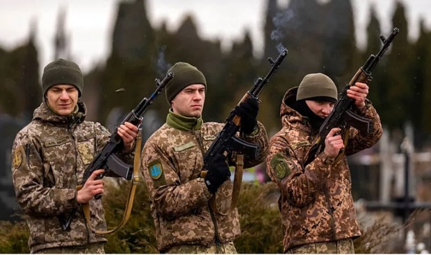 استخدام سرباز برای اوکراین توسط یک شرکت اسپانیایی با ماهیانه ۳۴۰۰ یورو 