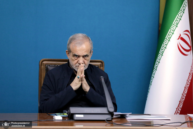 گفتگوی پزشکیان با عبدالکریم سروش، دیدار با محسن کدیور و مکالمه با مدیرعامل ایرانی «اوبر» در نیویورک