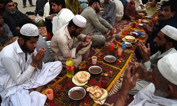 حال و هوای رمضان در جهان+ تصاویر