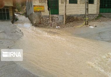 سیلاب, موجب تخریب معابر روستاهای مهریز شد