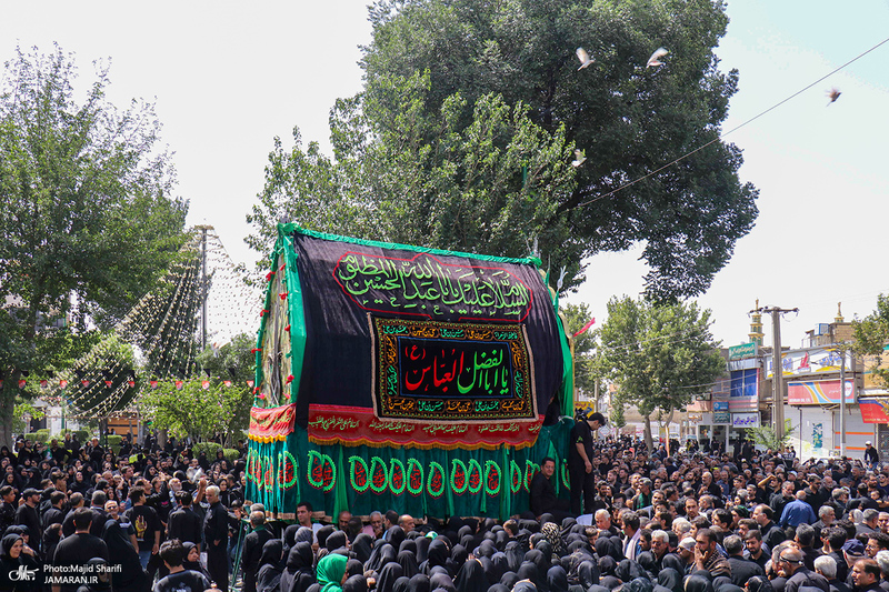 مراسم عزاداری و نخل گردانی روز عاشورا در خمین