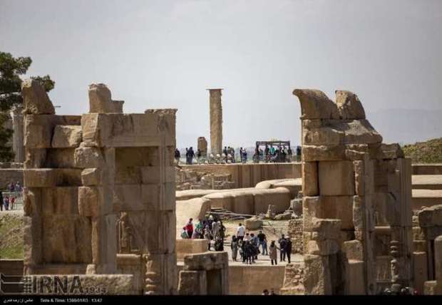 بیش از 840هزار نفر از یادمان های  تاریخی ،فرهنگی فارس بازدید کردند