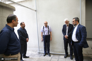 بازدید بازرس ویژه رئیس جمهور آفریقا جنوبی از بیت امام خمینی (س) در جماران