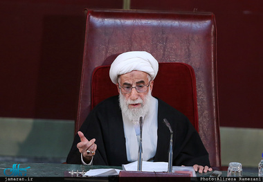 آیت‌الله جنتی رئیس مجلس خبرگان ماند