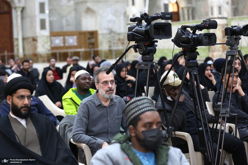 دیدار دبیرکل و کارکنان مجمع جهانی اهل بیت (ع) با سیدحسن خمینی