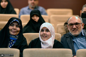 جشن عبادت و تکلیف فرزندان کارکنان معاونت پشتیبانی سپاه در حرم امام خمینی (س)