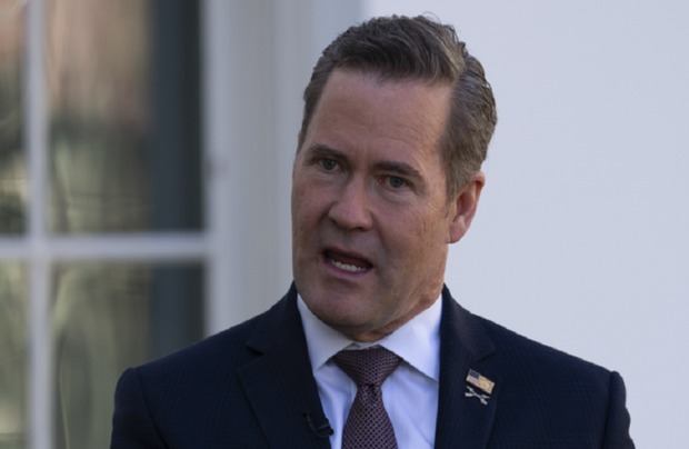 احتمال استعفای مشاور امنیت ملی آمریکا در پی حمله به یمن 