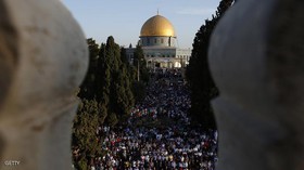 حضور هزاران فلسطینی در مسجدالاقصی در اولین جمعه ماه مبارک رمضان