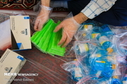 ۲۲۰۰ بسته بهداشتی توسط حسینیه اعظم زنجان توزیع می شود