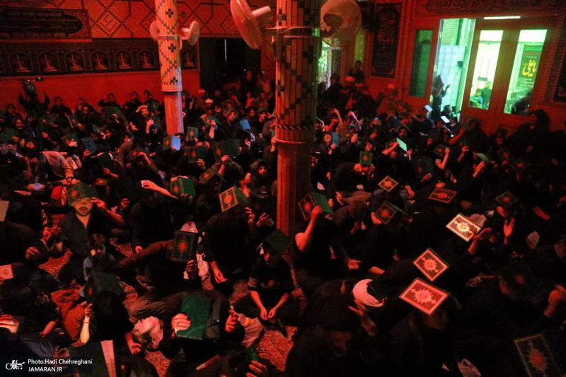 احیای شب بیست و یکم ماه مبارک رمضان در تکیه حاج سید حسن قم