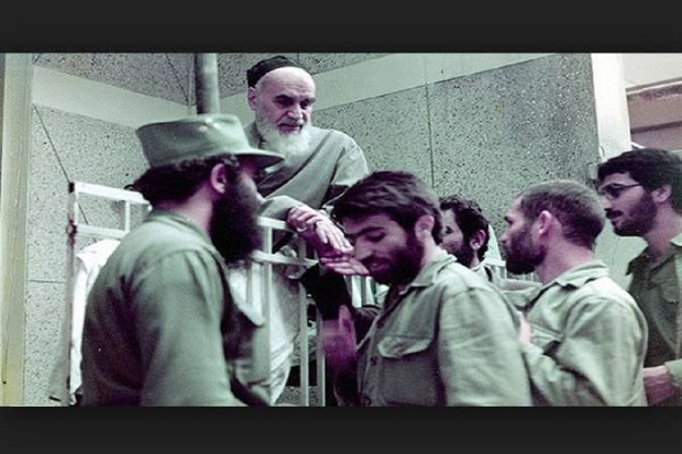 Iranians broke pomposity of super powers of east and west in imposed war: Imam Khomeini