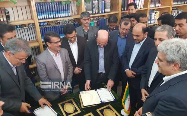 تفاهم نامه ایجاد کانون فناوری در بوشهر با حضور معاون رییس جمهوری امضا شد