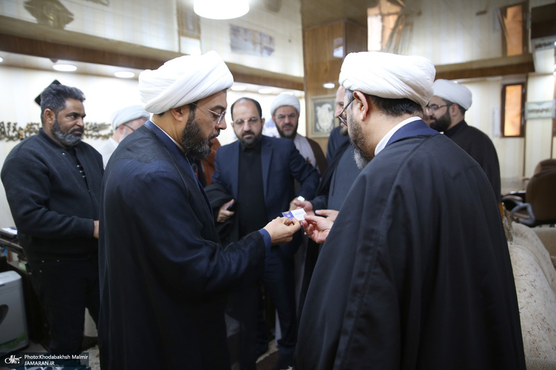 دیدار علی کمساری با شیخ الهاشمی رئیس موسسه الغری در نجف