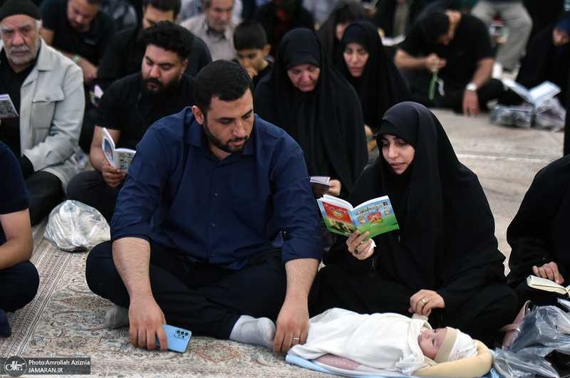 مراسم دعای عرفه در حرم مطهر امام خمینی (س)