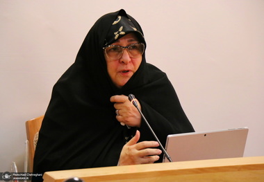 دکتر فاطمه طباطبایی: اندیشه امام خمینی(س) را از مهجوریت خارج کنیم