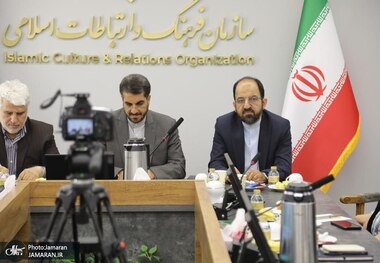 گزارش نشست «بررسی زمینه‌های تعاملات فرهنگی» با حضور مهمانان خارجی سالگرد ارتحال امام خمینی(س)