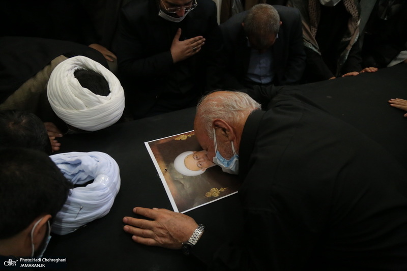 مراسم تشییع پیکر آیت الله حسن ممدوحی(ره)
