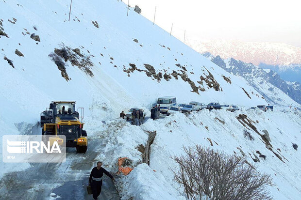 محورهای روستایی مسدود شده فریدونشهر بازگشایی شد