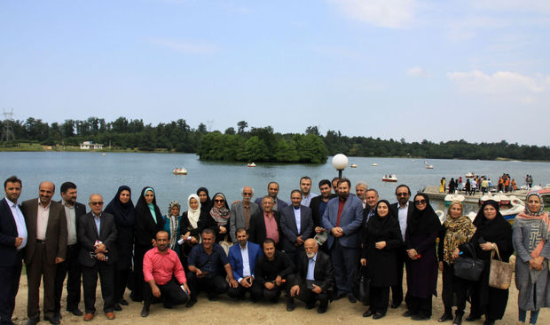 ساماندهی خبرنگاران به عنوان مدیران اطلاع رسانی جامعه ضروری است