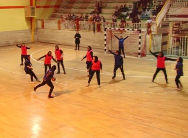 داوران هندبال کهگیلویه و بویراحمد در رقابت های کشوری قضاوت می کنند