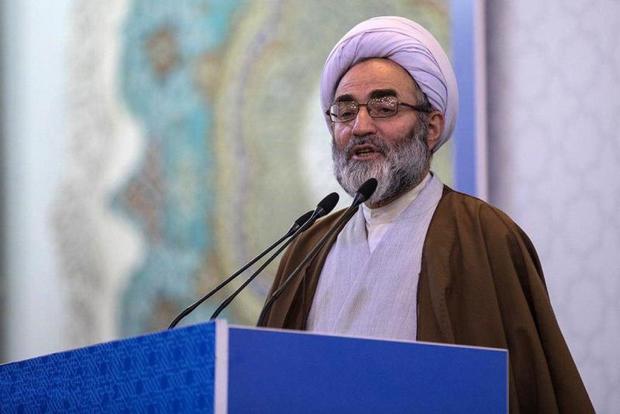 آزمودن دوباره ملت ایران خطاست