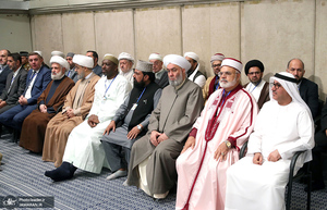 دیدار مسئولان نظام و مهمانان کنفرانس وحدت اسلامی با رهبر معظم انقلاب