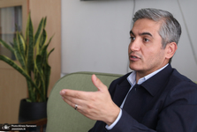 فتحی: ما نمایندگان به عنوان قانونگذار خودمان باید اولین تمکین کننده احکام باشیم/ جوسازی در برابر حکم قانون و به اسم دفاع از متهمان، اذهان مردم مبعوث را مشوش می‌کند