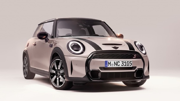 رونمایی از فیس لیفت مینی کوپر ۲۰۲۲ + مشخصات فنی و تصاویر
