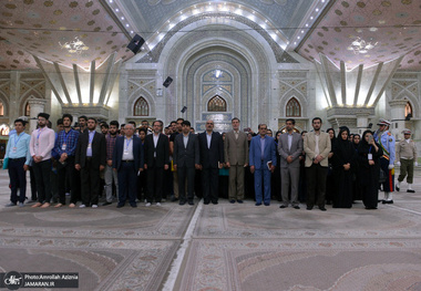 تجدید میثاق دانشجویان هشتمین دوره اردوی ملی طریق جاوید با آرمان های امام خمینی(س)