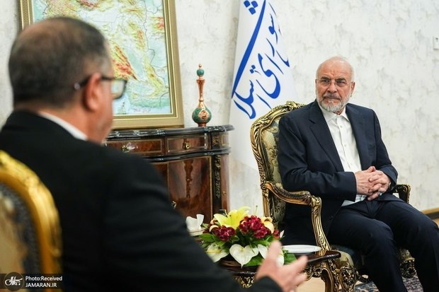 قالیباف: آمریکایی‌ها باید به تعهدات خود عمل کنند تا ما اقدام به بازگشایی تنگه هرمز کنیم/ ما در تفاهمنامه به پایان جنگ آنها علیه ایران و متحدان ایران در جبهه مقاومت تأکید کردیم؛ طرف مقابل درابتدا،خواستار توقف کامل فعالیت‌های موشکی، هسته‌ای و مقاومت شده بود