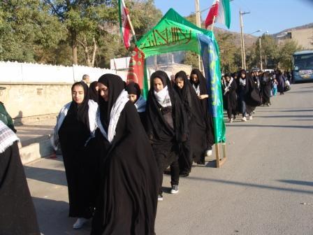 اعزام 270 دانش آموز دختر اراک به مناطق عملیاتی دفاع مقدس