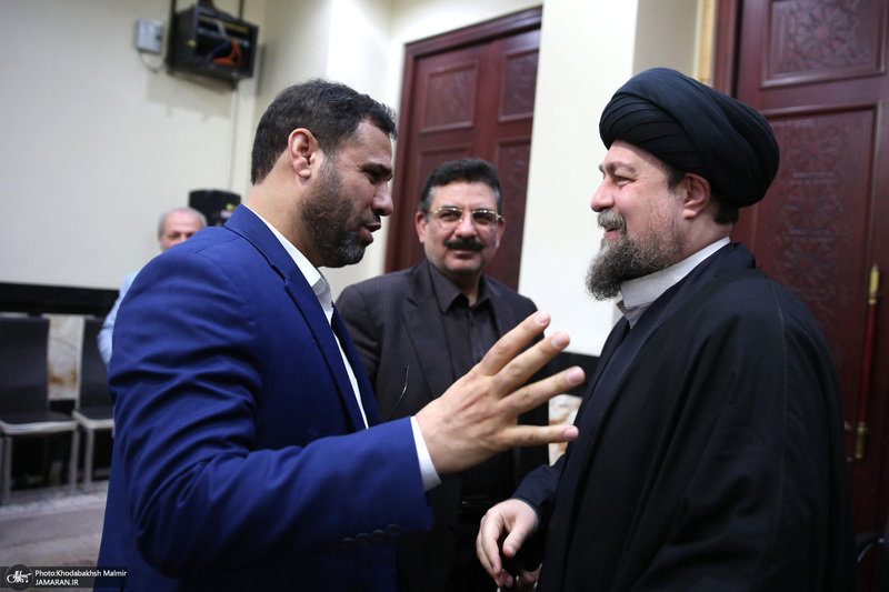 دیدار با رئیس و جمعی از کارکنان بنیاد مستضعفان با سیدحسن خمینی