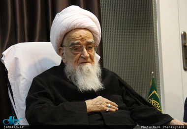 آیت‌الله العظمی صافی گلپایگانی: صرف نصف سهم مبارک امام (ع) برای کمک به آسیب دیدگان سیل اخیر جایز است