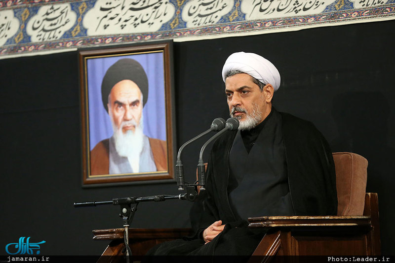 مراسم عزاداری شب تاسوعای حسینی با حضور رهبر معظم انقلاب اسلامی